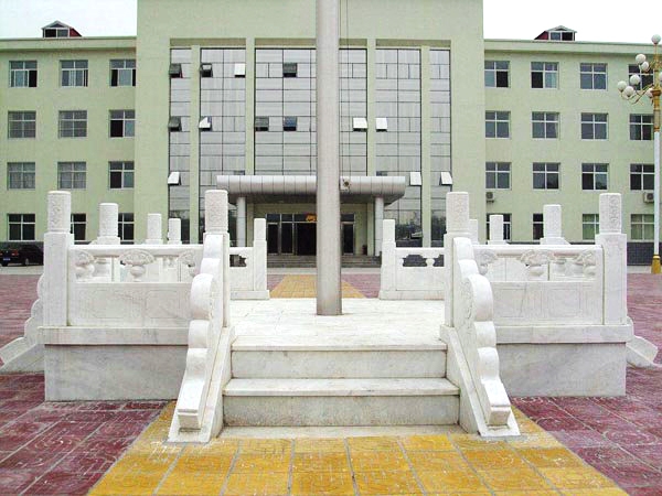 汉白玉升旗台02