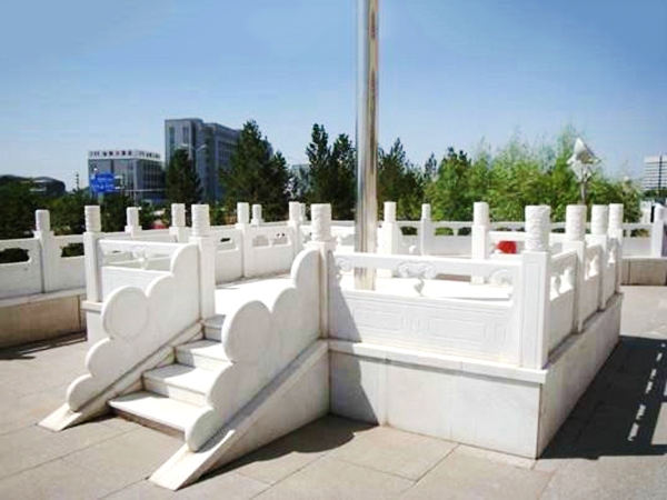 汉白玉升旗台05